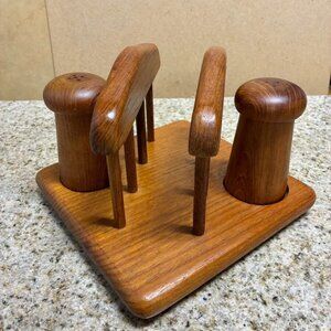 MCM Gailstyn-Sutton Napkin & Salt and Pepper Shakers Holder